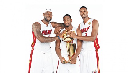 开云官网-德甲争冠战之夜，戈麦斯存在感拉满，当旧神为新王加冕