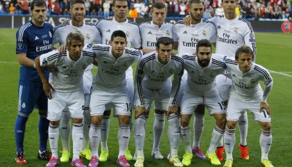 开云体育APP下载-北京队拿下掘金，库里关键战不手软，跨越时空的竞技精神交响