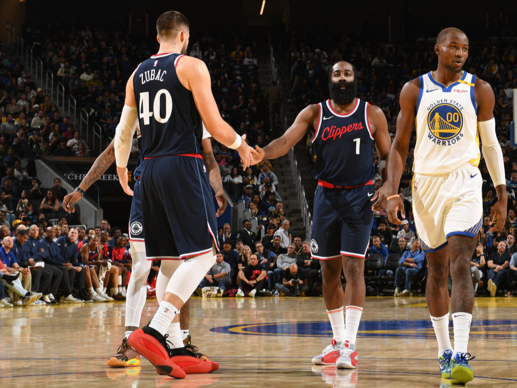 火箭轻取快船，詹姆斯带队取胜