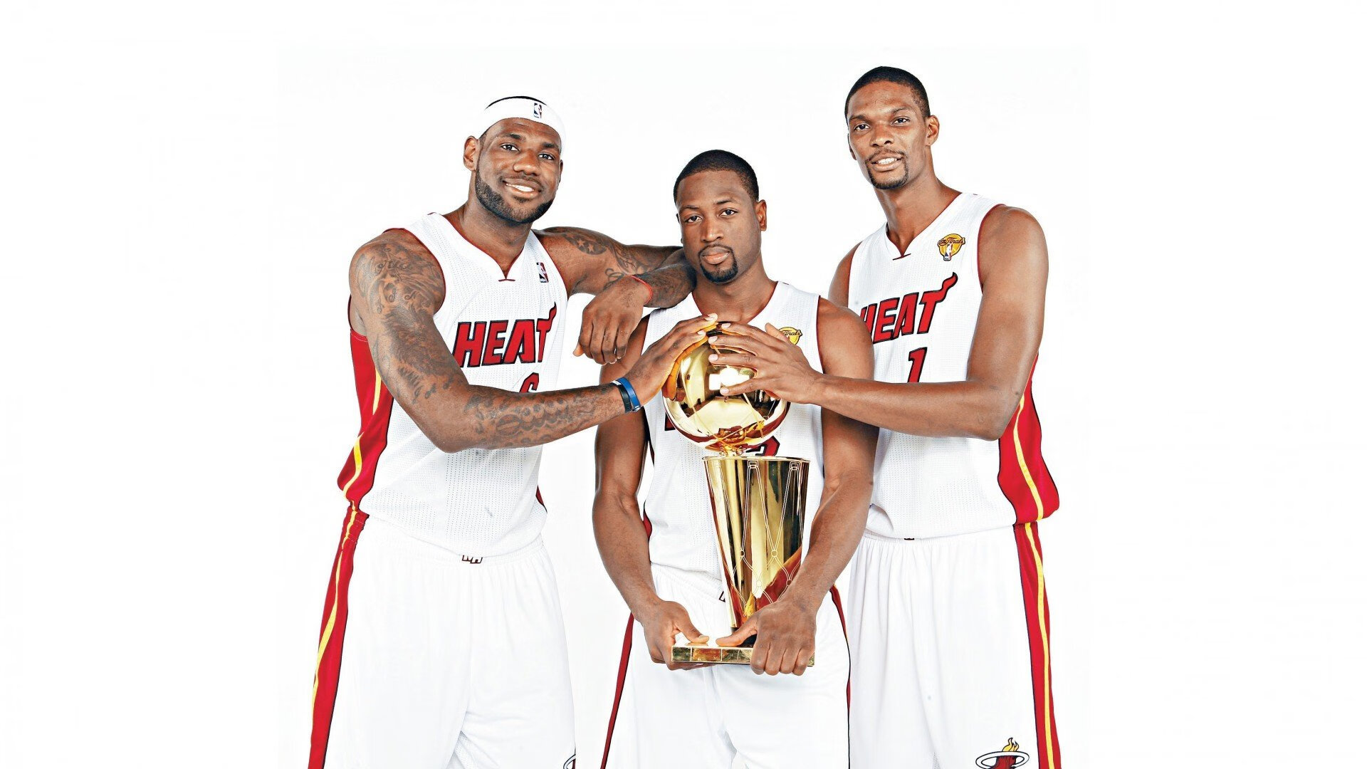 德甲争冠战之夜，戈麦斯存在感拉满，当旧神为新王加冕